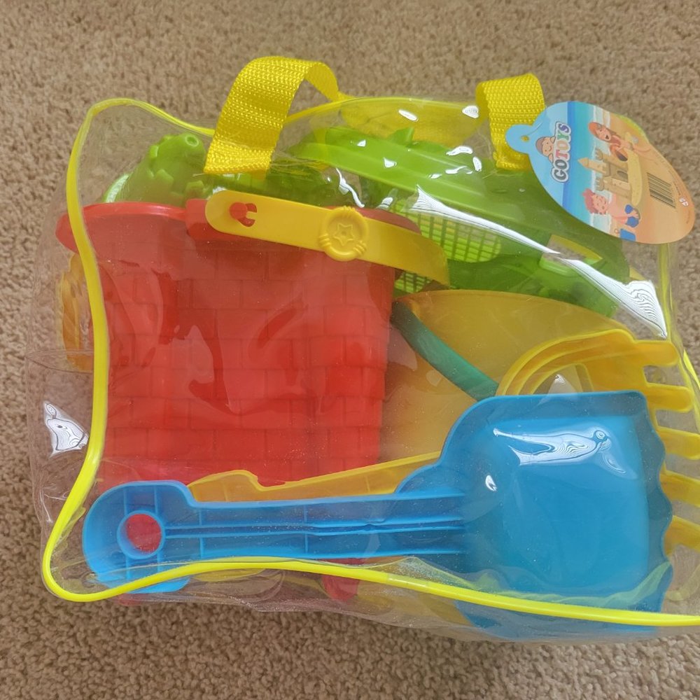 Beach Sand Toys – Bucket Shovels Rakes – 16 pc Set